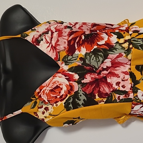 O'Delilah cute floral romper dress S Yellow spaghetti straps lace on back summer - Picture 5 of 8